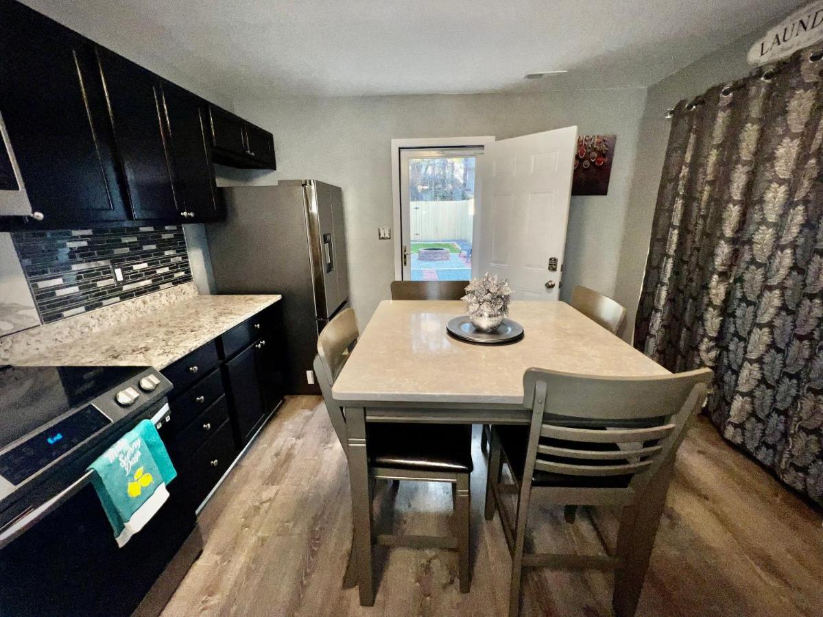 Luxury Townhome Jacksonville, Nc Exteriör bild