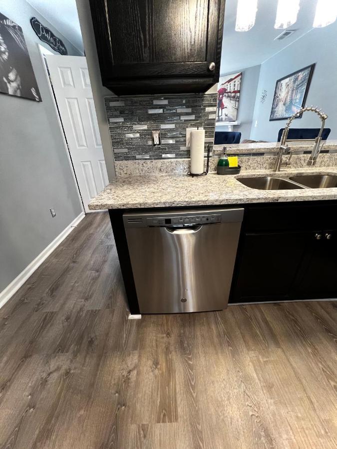 Luxury Townhome Jacksonville, Nc Exteriör bild